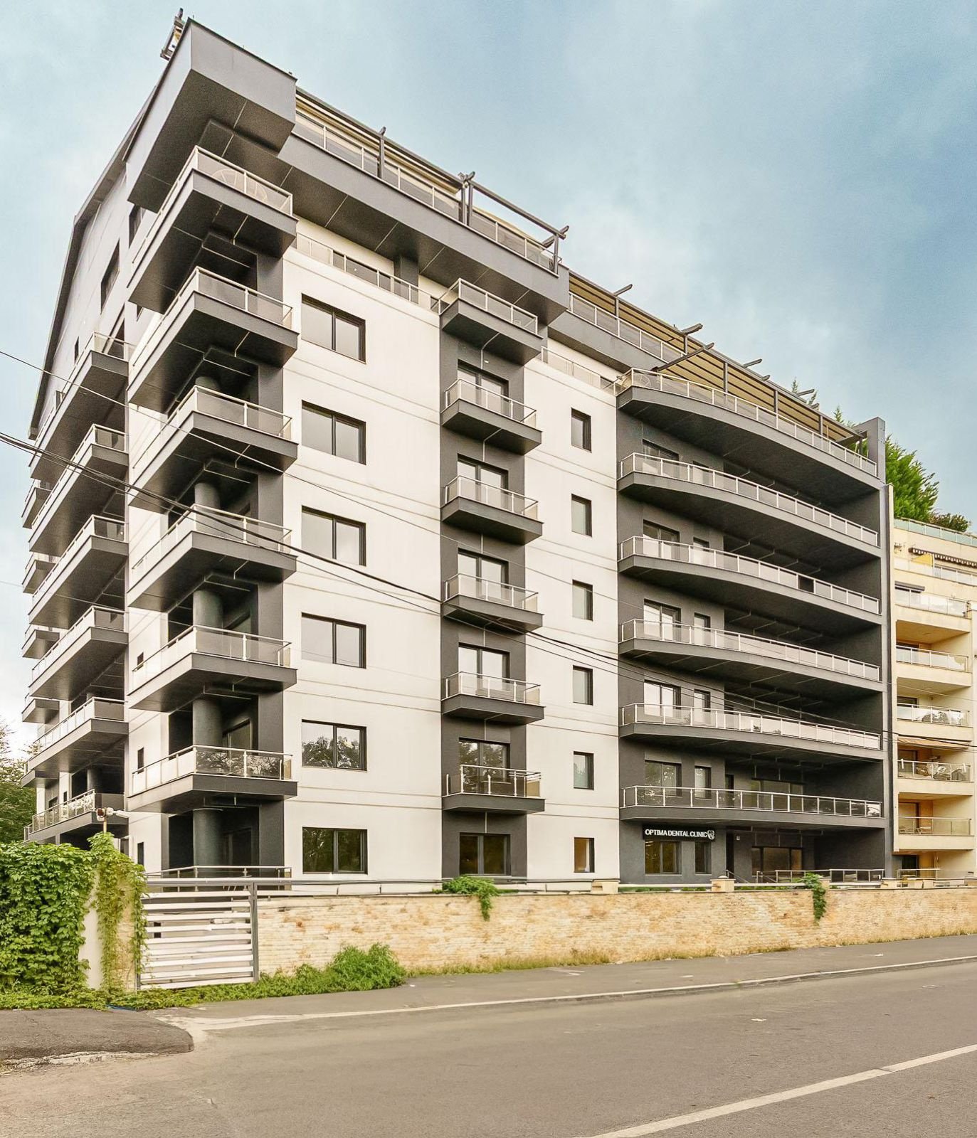 INCHIRIERE APARTAMENTE LUX sos NORDULUI 200mp+ parcare subterana inclusa — fotografia 1